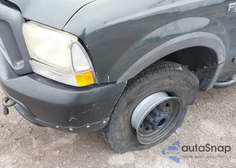 2002 Ford F-250 Lariat/Xl/Xlt из США, поврежденный, VIN 1FTNX21F62EB45825